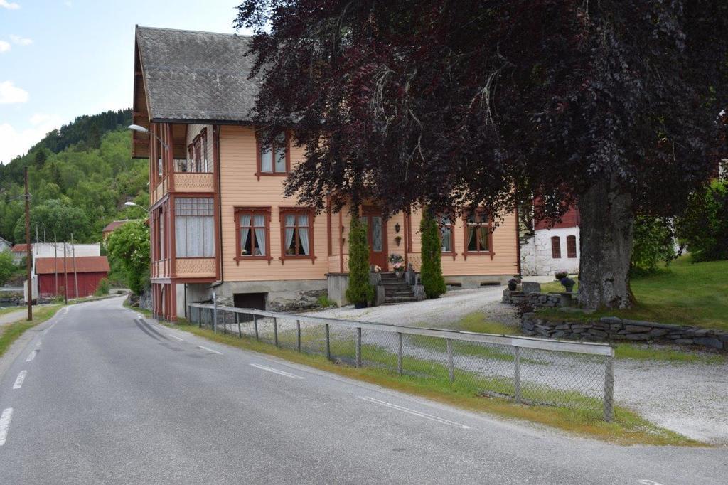 Dosen Gard Luster Exterior foto