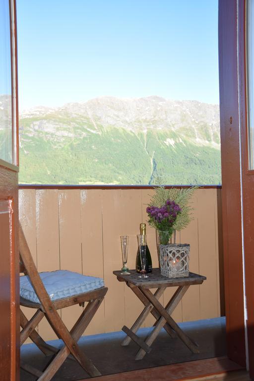 Dosen Gard Luster Exterior foto