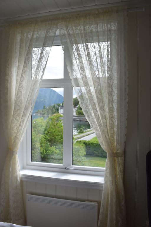 Dosen Gard Luster Exterior foto